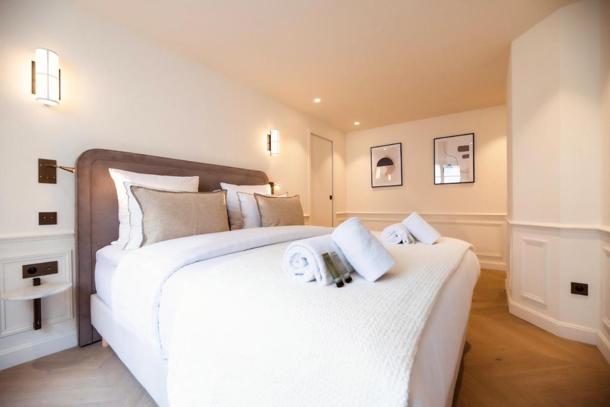 Appartement De Luxe D'une A Proximite Du Louvre Iii